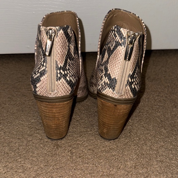 Vince Camuto Gigietta Snakeskin Ankle Boots - Picture 5 of 7